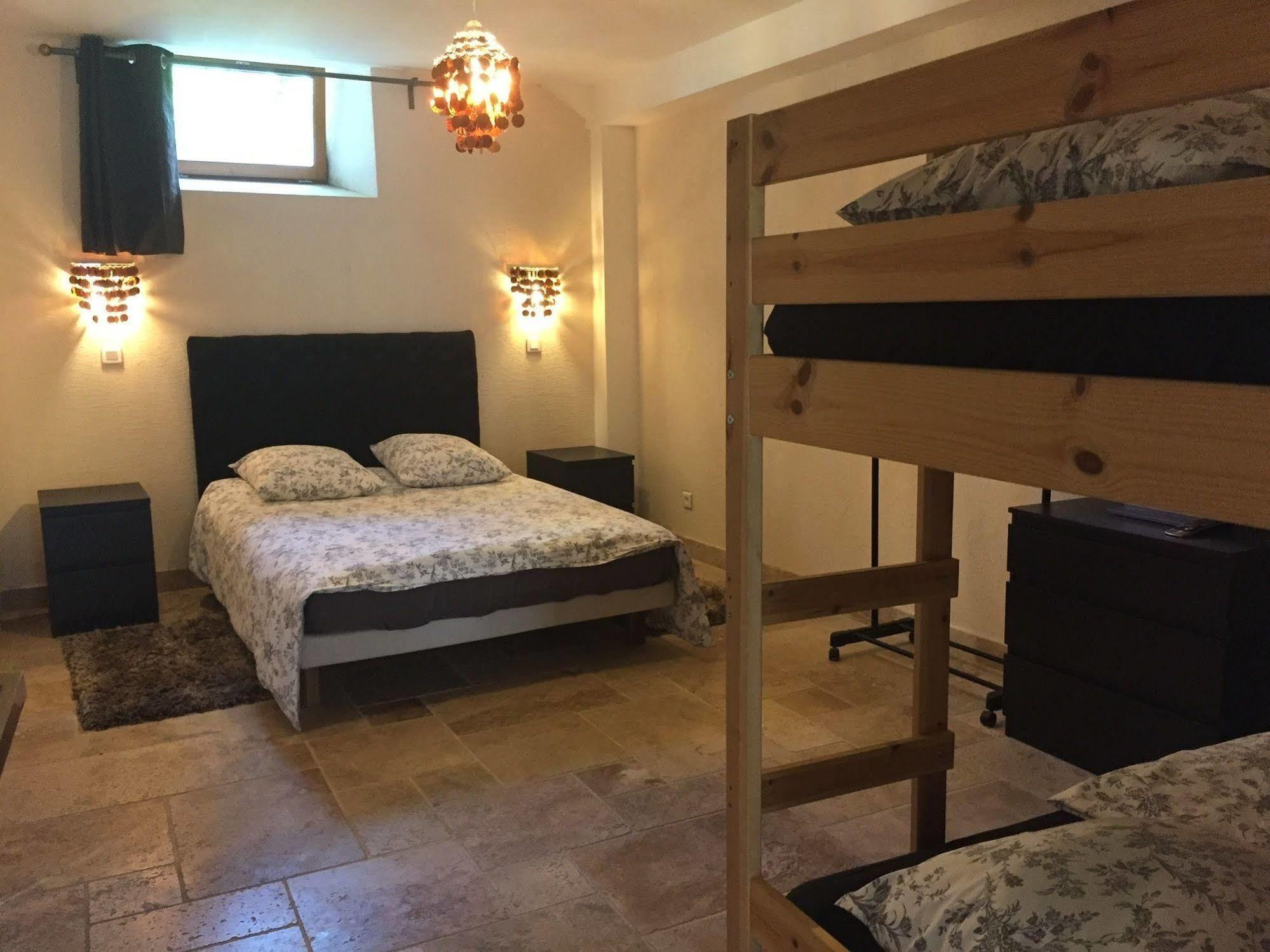 La Ferme Des Moulineaux Hotel Bailly Kültér fotó